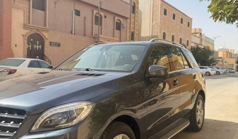 
								مرسيدس Ml400 موديل 2015 المكان الرياض full									