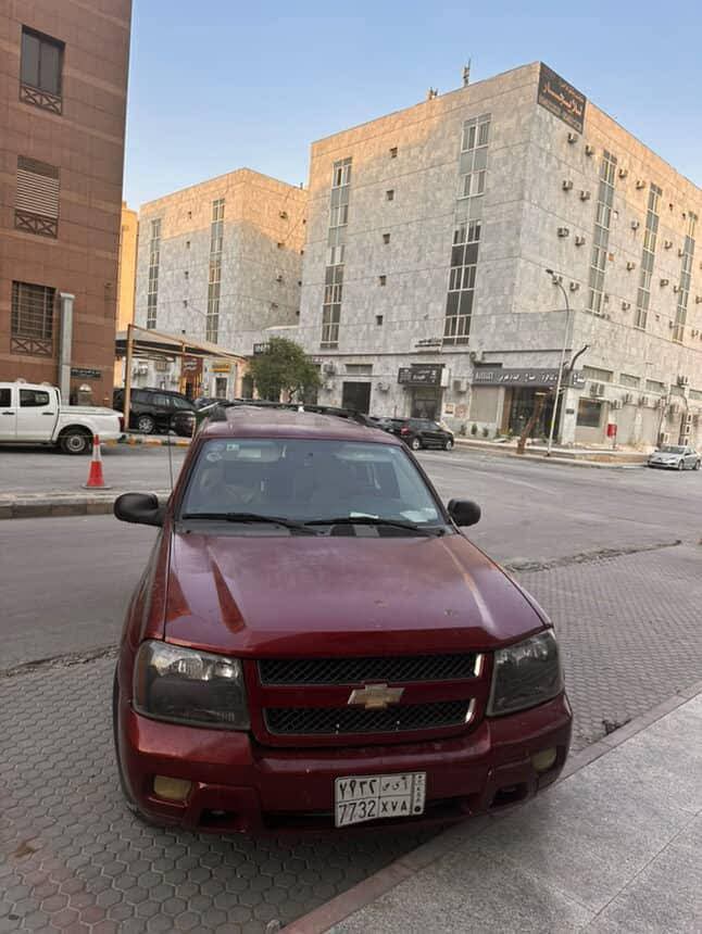 بليزر موديل 2006 المكان الرياض