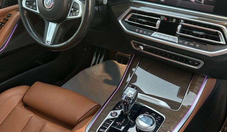 
								بي ام دبليو موديل BMW X5 موديل 2019 المكان full									