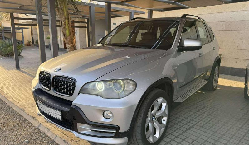 بي ام دبليو X5 موديل 2008 المكان جده