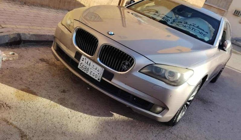 بي ام موديل 2012 المكان الرياض