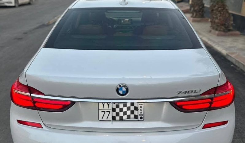 
								حراج|للبيع بالرياض بي ام 740li full									