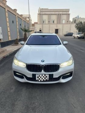حراج|للبيع بالرياض بي ام 740li