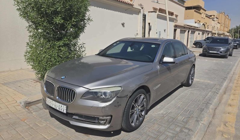 BMW 730i