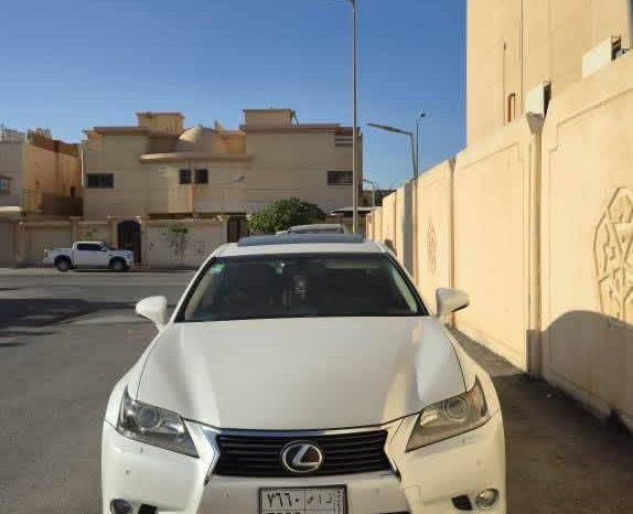 LEXUS
