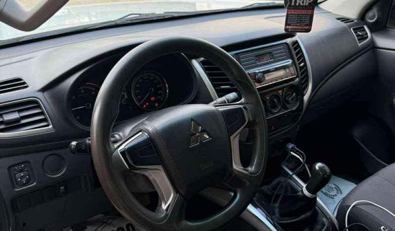 
								حراج جدة ميتسوبيشي لانسر l200 full									