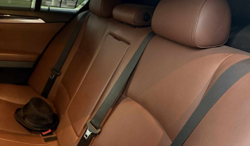 
								حراج الرياض Bmw 535i V6 full									