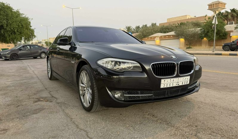 
								حراج الرياض Bmw 535i V6 full									