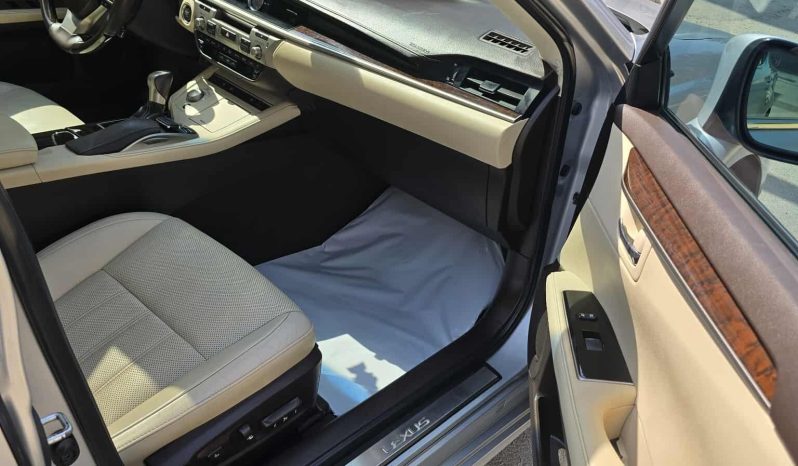 
								حراج جدة لكزس 350 ES full									