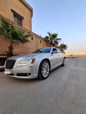 حراج الرياض للبيع كرايسلر2012