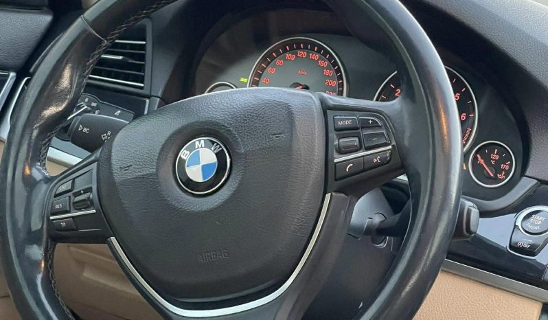 
								حراج الرياض بي إم دبليو 520i full									