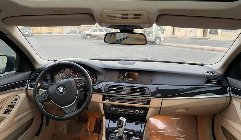 
								حراج الرياض بي إم دبليو 520i full									