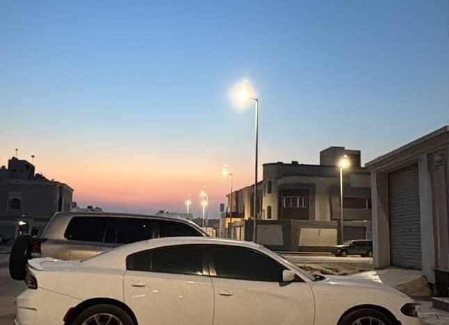 
								حراج للبيع دودج تشارجر 2021 full									