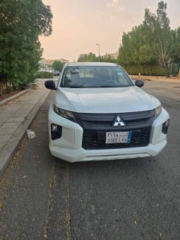 L200