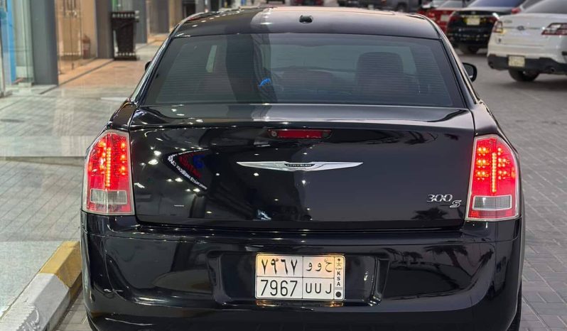 
								حراج الرياض كريزلر S300 full									
