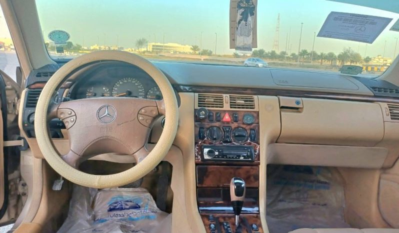 
								حراج الدمام مرسيدس E240 full									