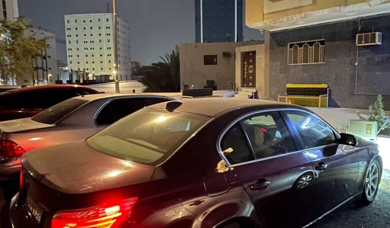 
								حراج مكة بي ام دبليو 525i full									
