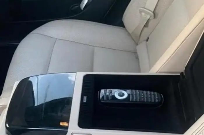 
								حراج الرياض مرسيدس s500 full									