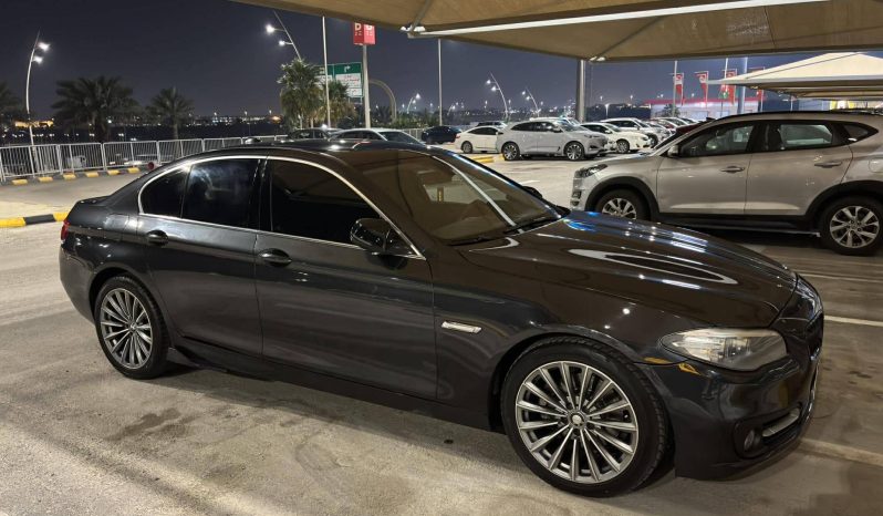 
								حراج الخبر 520i  BMW full									