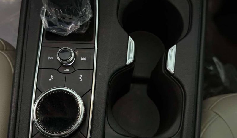 
								حراج الرياض كاديلاك XT4 full									