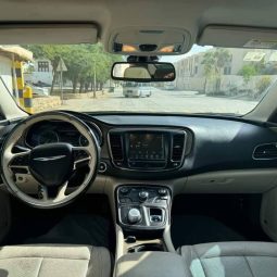 
										حراج الرياض كرايسلر c200 full									