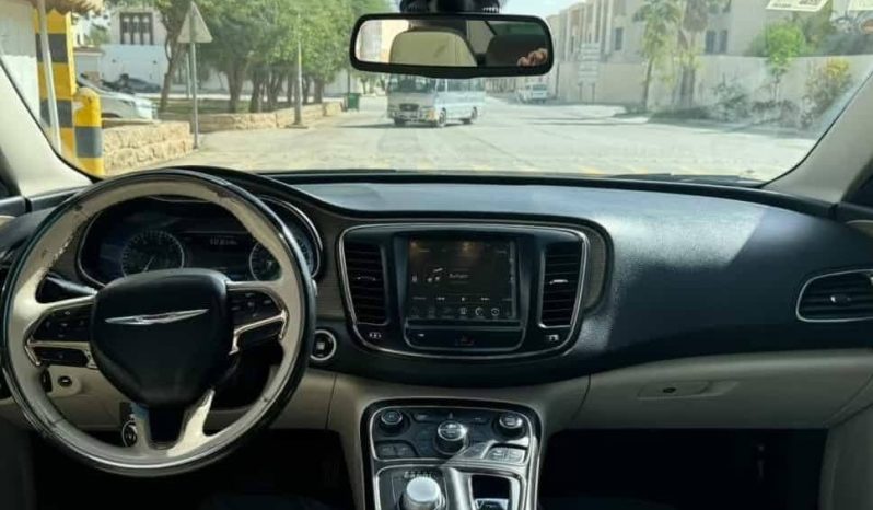 
								حراج الرياض كرايسلر c200 full									