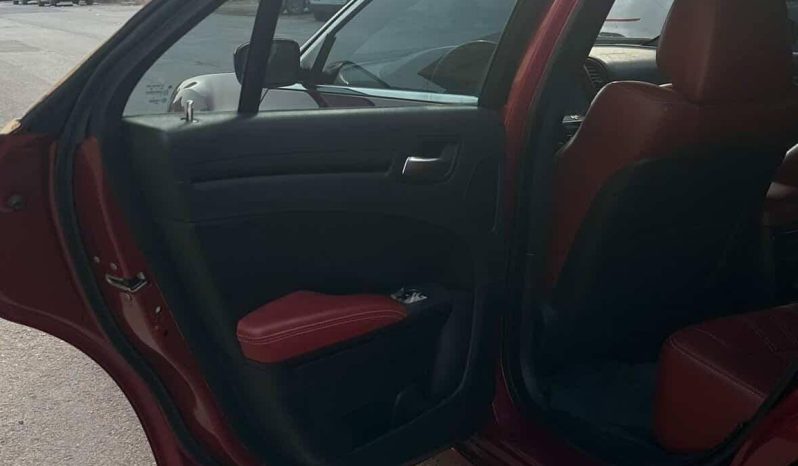 
								حراج الرياض كرايزلر C300 full									