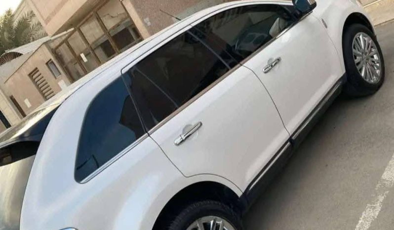 
								حراج الرياض لينكولن MKS 2015 full									