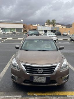 نيسان