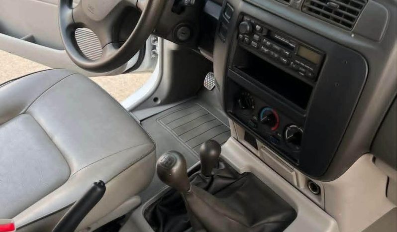 
								حراج جدة نيسان 2004 full									