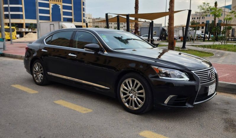 
								حراج الدمام لكزس LS600HL full									