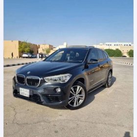 حراج المدينة بي ام X1