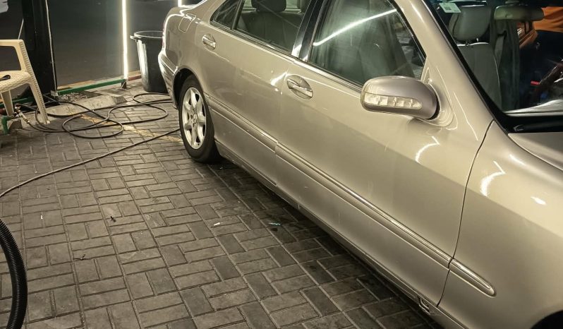
								حراج للبيع مرسيدس S-Class 2004 full									