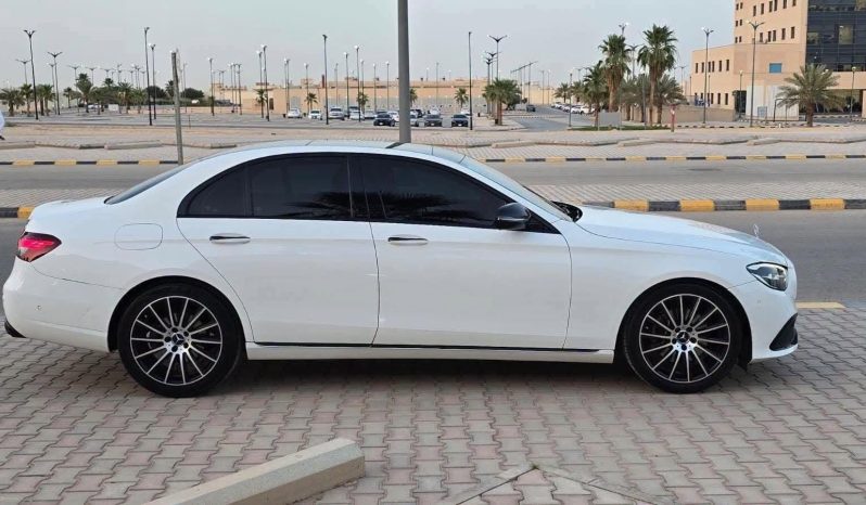 
								حراج الرياض مرسيدس E200 full									