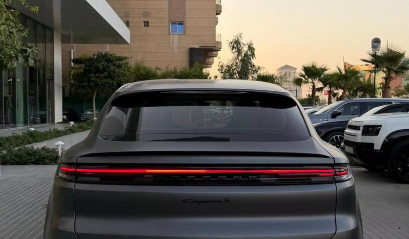 
								حراج الدمام بورش كايين S 2024 full									