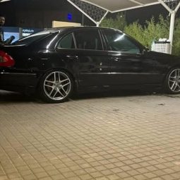 
										حراج للبيع مرسيدس E240 full									