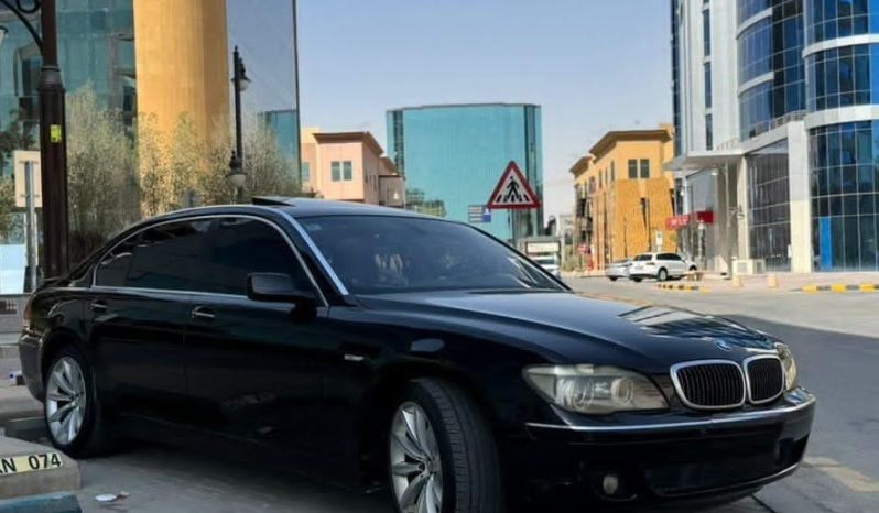 
								حراج الرياض بي إم دبليو 740i full									