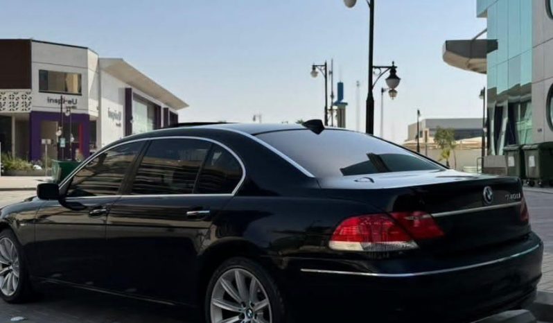 
								حراج الرياض بي إم دبليو 740i full									