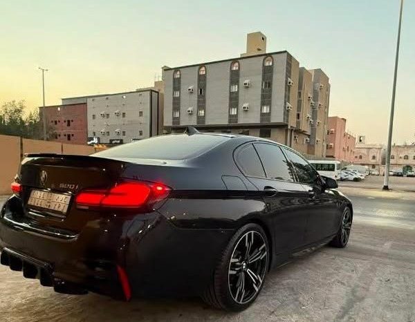 
								حراج مكة بى ام 520 full									