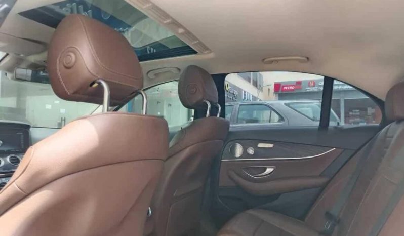 
								حراج للبيع مرسيدس E300 full									