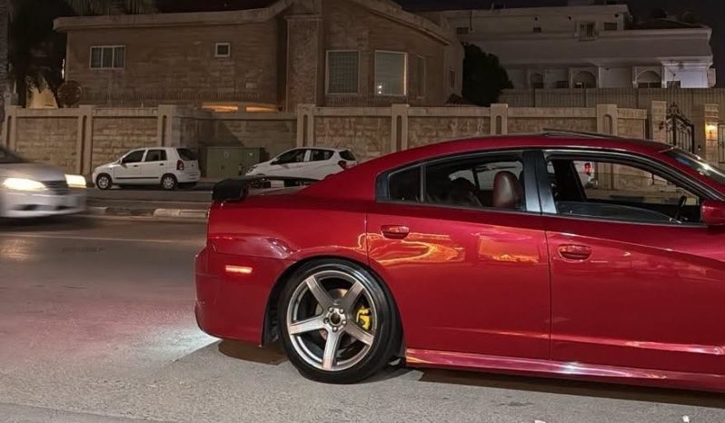 
								حراج الدمام دودج شارجر 2012   full									