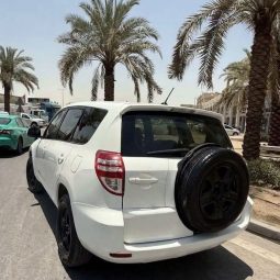 
										حراج الرياض تويوتا راف 4 full									