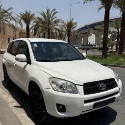 
										حراج الرياض تويوتا راف 4 full									