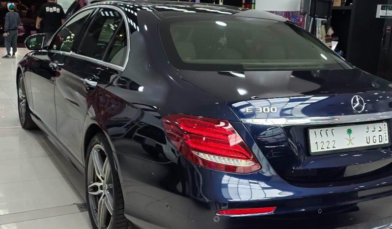 
								حراج الرياض مرسيدس E300 full									