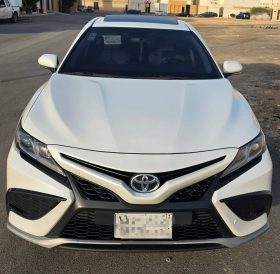 حراج الرياض تويوتا كامري 2022