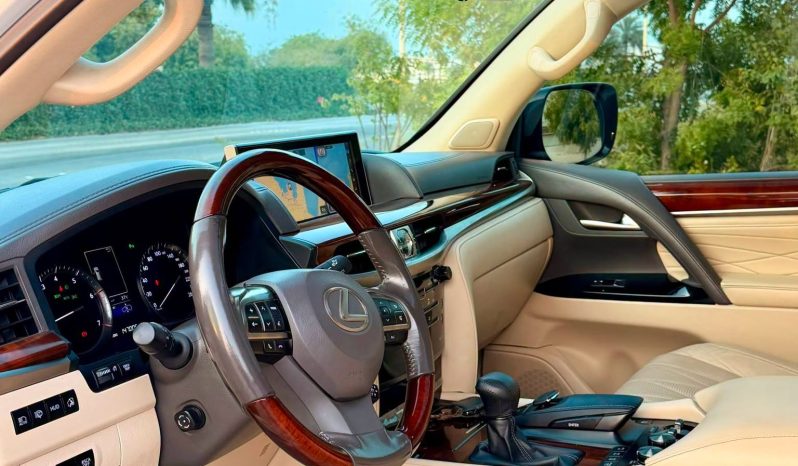 
								حراج الدمام جيب لكزس LX 570 S full									