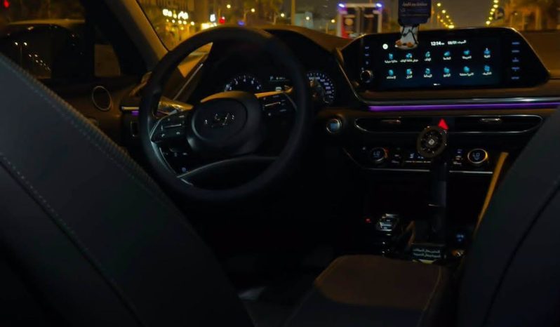 
								حراج للبيع هيونداي سوناتا 2022  full									