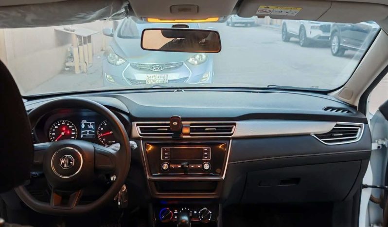 
								حراج الرياض إم جي MG5 full									