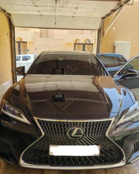 حراج للبيع لكزس LS500