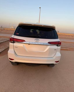 
										Toyota Fortuner VX1 2024 full									